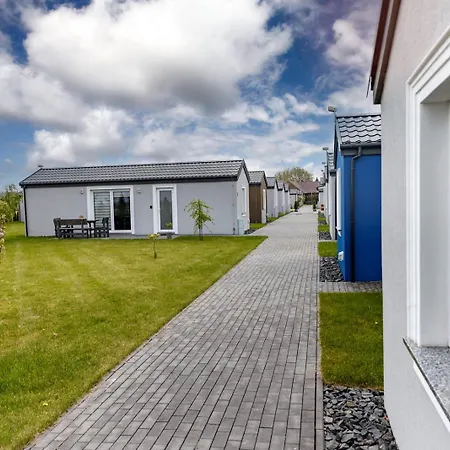 Fantazja Kompleks wypoczynkowy *